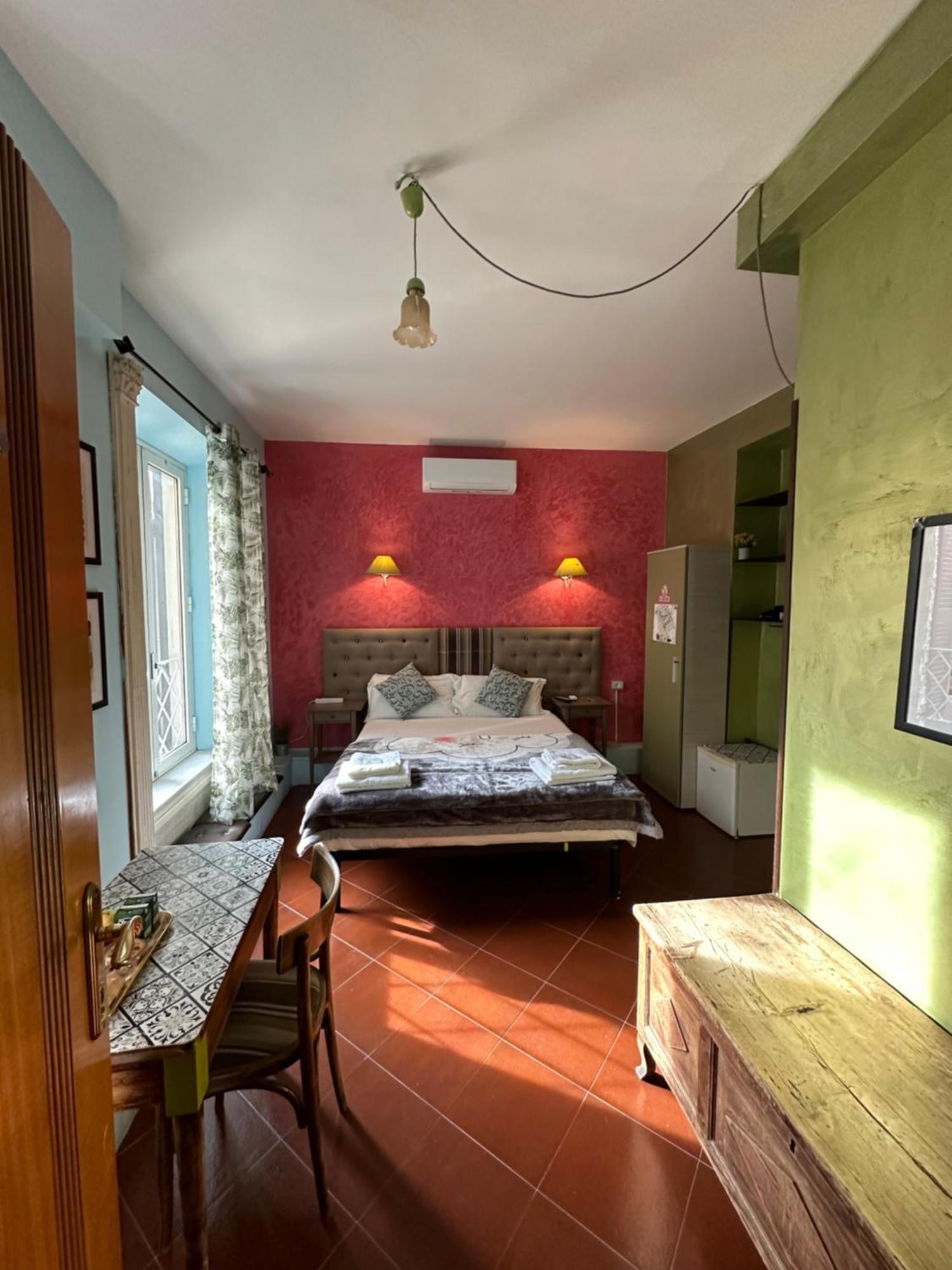 ローマ シニョール スイート コロッセオ Bed & Breakfast エクステリア 写真