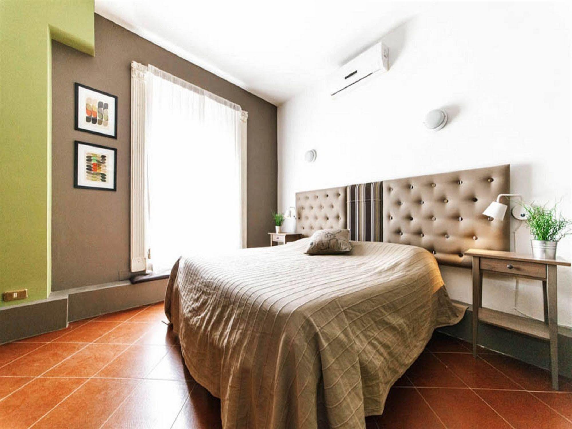 ローマ シニョール スイート コロッセオ Bed & Breakfast エクステリア 写真