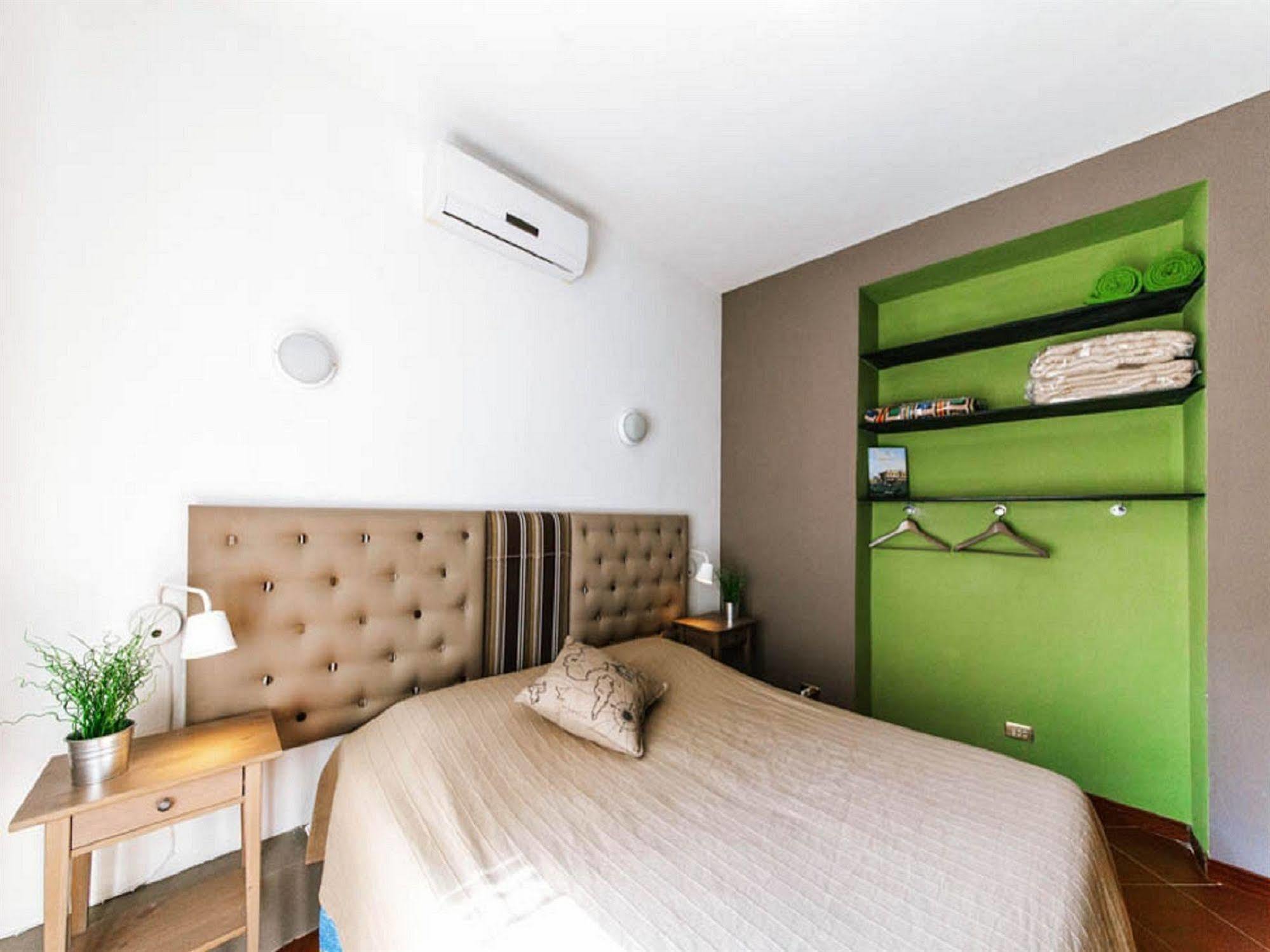 ローマ シニョール スイート コロッセオ Bed & Breakfast エクステリア 写真