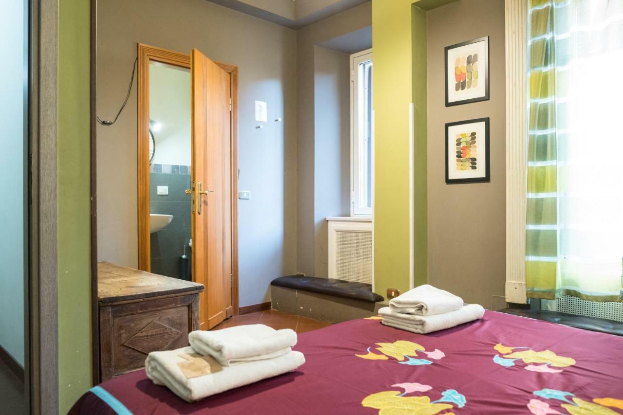 ローマ シニョール スイート コロッセオ Bed & Breakfast エクステリア 写真